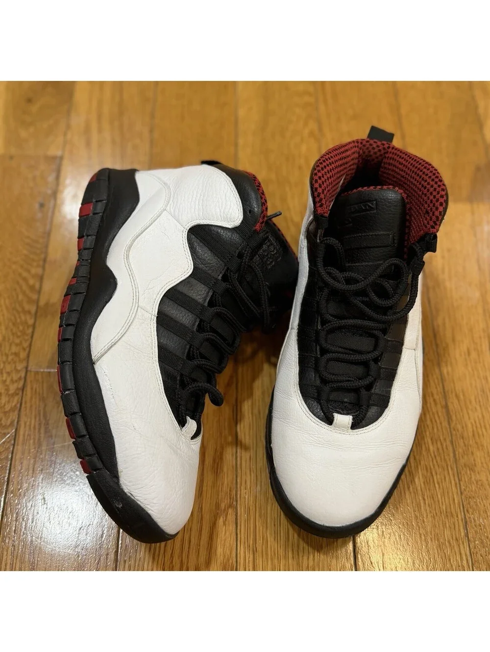 Size 10 Us Men’s - Air Jordan 10 Retro 2012 Chicago AIR JORDAN 23